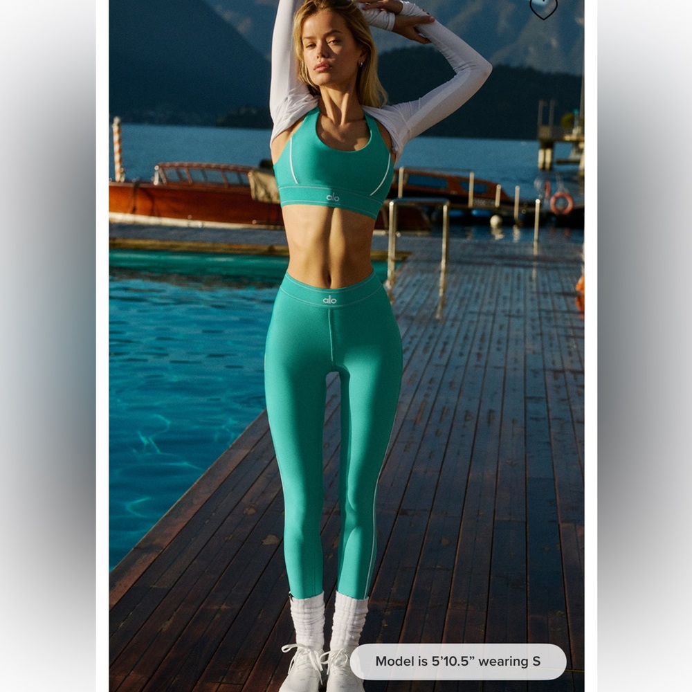 Alo Yoga Suit Up Airlift Set Green